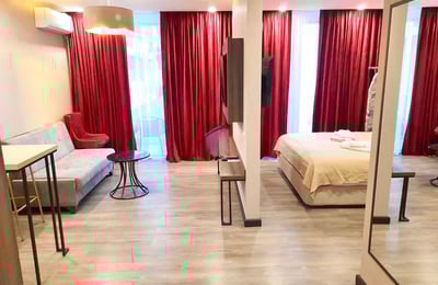 Location appartement moderne meublé, 49 m², Batumi, Géorgie