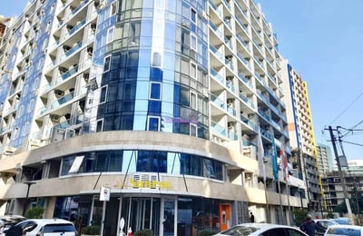 Location appartement moderne meublé, 49 m², Batumi, Géorgie