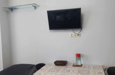 Helle, möblierte Wohnung zur Miete, Batumi, Georgien