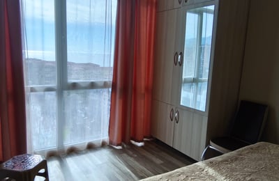 Alquiler de apartamento cómodo con vista al mar, 40 m², Batumi, Georgia