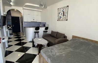 Alquiler de estudio acogedor, amueblado, 30 m², Batumi, Georgia