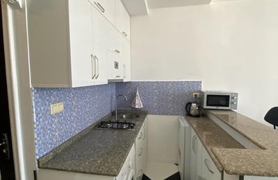 Alquiler de estudio acogedor, amueblado, 30 m², Batumi, Georgia