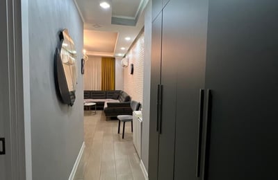 Location appartement lumineux, spacieux, 80 м², Batumi, Géorgie