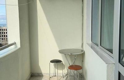 Location appartement meublé avec balcon, 50 м², Batumi, Géorgie