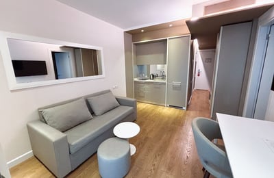 Moderne Wohnung mit Meerblick im Alliance Batumi zur Miete, Batumi, Georgien