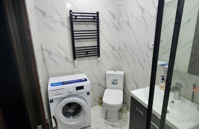 Alquiler de acogedor estudio con vista al mar, 29 m², Batumi, Georgia