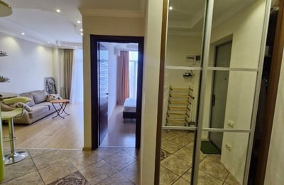 Alquiler de apartamento limpio y luminoso, 60 m², Batumi, Georgia