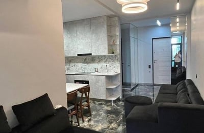 Appartement élégant 60m² à louer au Ramada Plaza, Batoumi, Géorgie