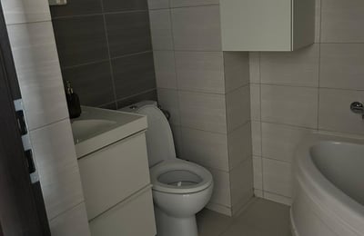 Alquiler de un amplio apartamento de 2 habitaciones, 55 m², Militari Residence, sector 6, Bucarest, Rumanía