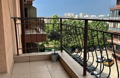 Alquiler de un amplio apartamento de 2 habitaciones, 55 m², Militari Residence, sector 6, Bucarest, Rumanía