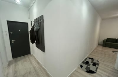 Alquiler de un cómodo apartamento de 2 habitaciones, 60 m², Bucarest, Sector 6, Rumanía