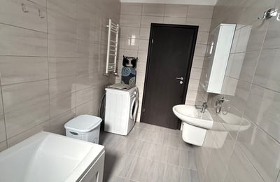 Rent of a spacious 2-room apartment 65 m², Bucharest, Romania