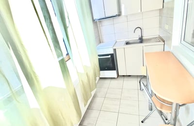 Miete einer gemütlichen Zweizimmerwohnung, 56 m², Bukarest, Sektor 6, Rumänien