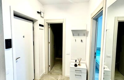 Cozy Apartment with Parking for Rent, Bucharest, Romania