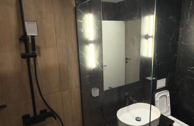 Location d'un appartement spacieux, 117 m², Hilton, Batumi, Géorgie