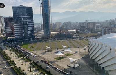 Location d'un appartement meublé et accueillant, 40 m², Black Sea Towers, Batumi, Géorgie