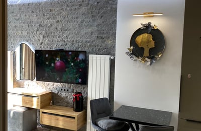 Location d'un appartement meublé et accueillant, 40 m², Black Sea Towers, Batumi, Géorgie