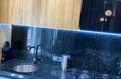 Location d'un appartement meublé et accueillant, 40 m², Black Sea Towers, Batumi, Géorgie