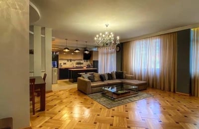 Moderne und geräumige 113 m² Wohnung mieten, Batumi, Georgien