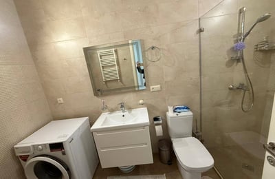 Location d'un appartement douillet et meublé, 70 m², Batumi, Géorgie