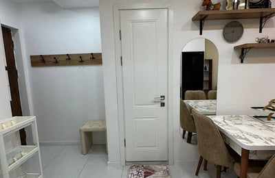 Alquiler de apartamento amplio y completamente amueblado, 70 m², Batumi, Georgia