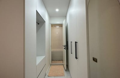 Alquiler de apartamento amplio y completamente amueblado, 70 m², Batumi, Georgia