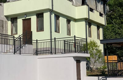 Alquiler de casa de lujo con piscina, Batumi, Georgia