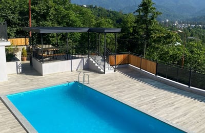 Alquiler de casa de lujo con piscina, Batumi, Georgia