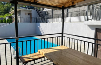 Alquiler de casa de lujo con piscina, Batumi, Georgia