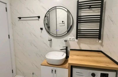 Alquiler de apartamento acogedor y completamente amueblado con vista al mar, 60 m², Batumi, Georgia