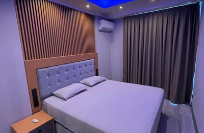Alquiler de apartamento acogedor con vista panorámica, 50 m², Metro City, Batumi, Georgia