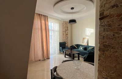 Alquiler de apartamento espacioso, elegante, 147 m², Batumi, Georgia