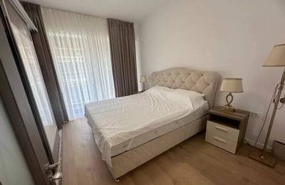 Location longue durée d’un appartement, 69 m², dans le quartier Campus – Université Ovidius, Constanța, Roumanie