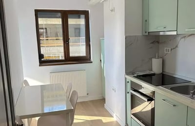 Location longue durée d’un appartement, 69 m², dans le quartier Campus – Université Ovidius, Constanța, Roumanie