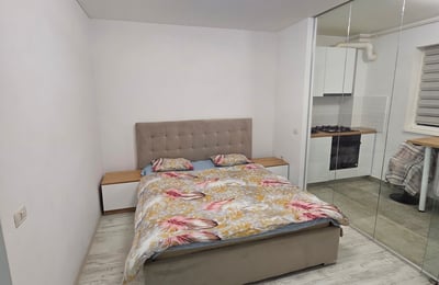 Miete einer möblierten Einzimmerwohnung, Bukarest, Sektor 6, Rumänien