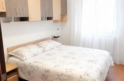 Apartamento luminoso y amueblado en alquiler, Bucarest, Rumanía