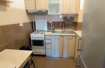 Apartamento luminoso y amueblado en alquiler, Bucarest, Rumanía