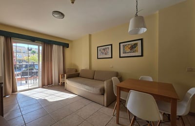 Comfortable, furnished apartment in Los Cristianos for rent, Tenerife, Spain