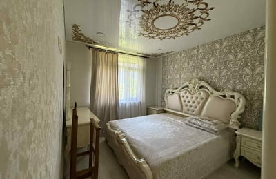 Alquiler de un apartamento luminoso, 60 m², en Batumi, Georgia