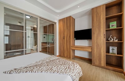 Аренда современной и светлой квартиры у пляжа, Дананг, Вьетнам