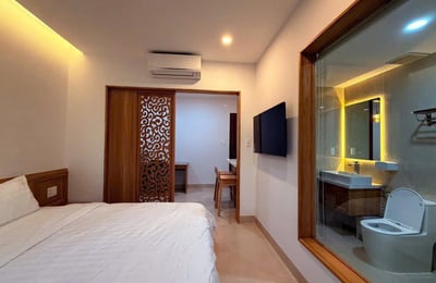Rent a modern, comfortable apartment near the beach, Son Tra, Da Nang, Vietnam