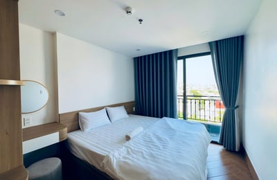 Moderne Wohnung mit großem Balkon zur Miete in Strandnähe, Da Nang, Vietnam