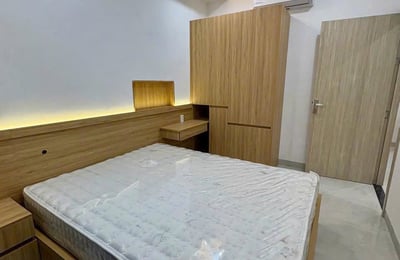 Alquiler de apartamento completamente nuevo y amueblado cerca de la playa My Khe, Da Nang, Vietnam