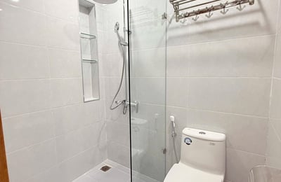 Modern, bright apartment near the beach for rent, Da Nang, Vietnam