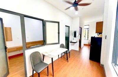 Vermietung einer hellen, vollmöblierten Wohnung, Hoa Xuan, Da Nang, Vietnam