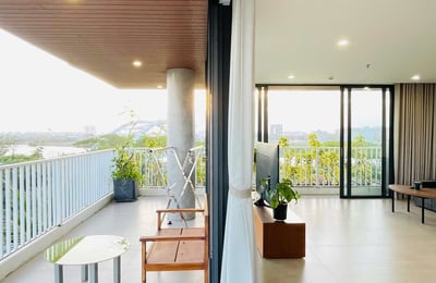 Modern furnished apartment with balcony for rent, 180 m², Da Nang, Vietnam