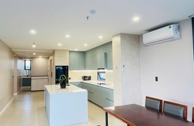 Modern furnished apartment with balcony for rent, 180 m², Da Nang, Vietnam
