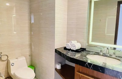 Apartment with Panoramic City View for Rent, Nha Trang, Vietnam