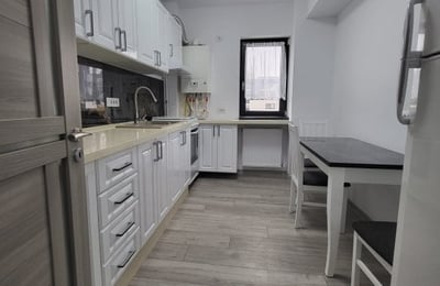 Alquiler de apartamento nuevo, moderno, Constanta, Rumania