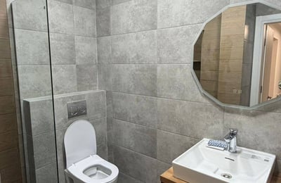 Appartement spacieux 85m² à louer, Batoumi, Géorgie